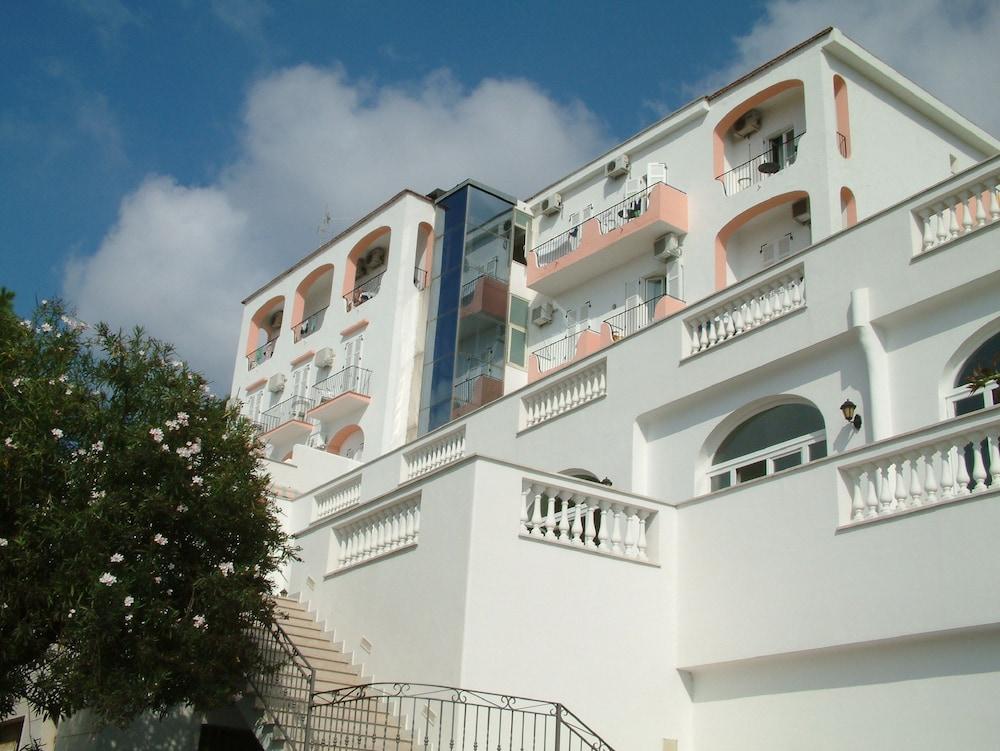 Hotel La Ginestra Forio di Ischia Dış mekan fotoğraf